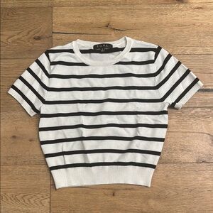 Vici by FORE Black and White Cropped Fitted T-Shirt